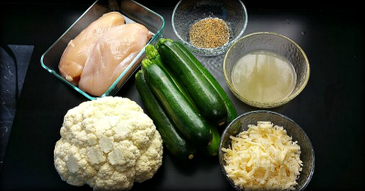 Recipe Image: Chicken 'Alfredo' with Zucchini Noodles Recipe Image: Chicken 'Alfredo' with Zucchini Noodles